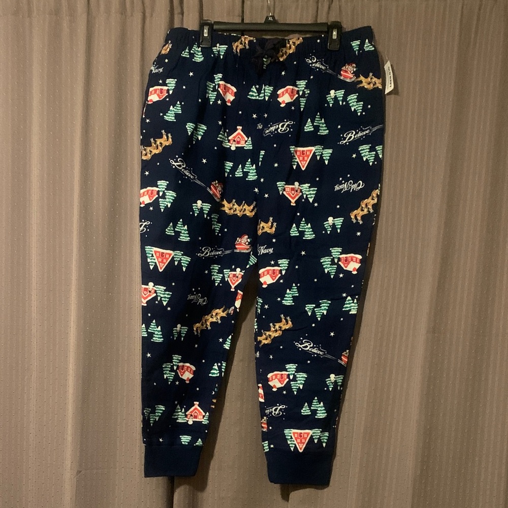 Old Navy Women’s Holiday Joggers with Festive Print Size Large